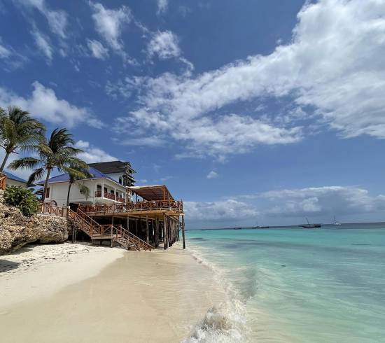 Langi Langi Beach Resort