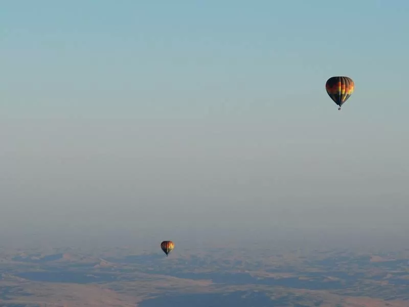Rejs til Tanzania og se de smukke flamingoer