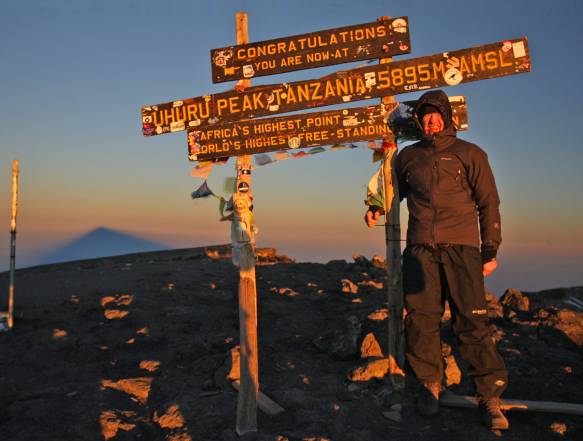 Mod toppen af Kilimanjaro 5.895 meter