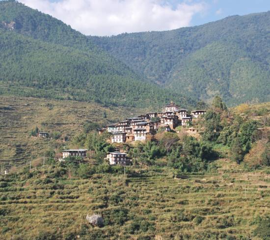 Bjerglandsby i Bhutan