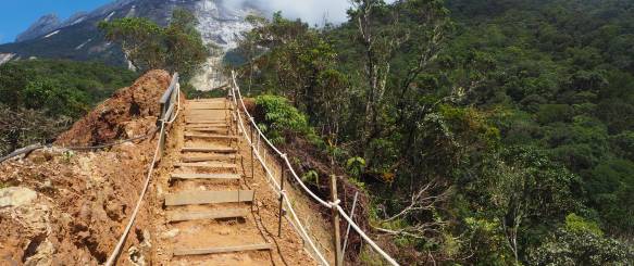 Mt Kinabalu trekking – Laban Rata 3.272 meter