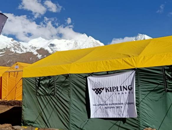 Himlung base camp 4.850 meter
