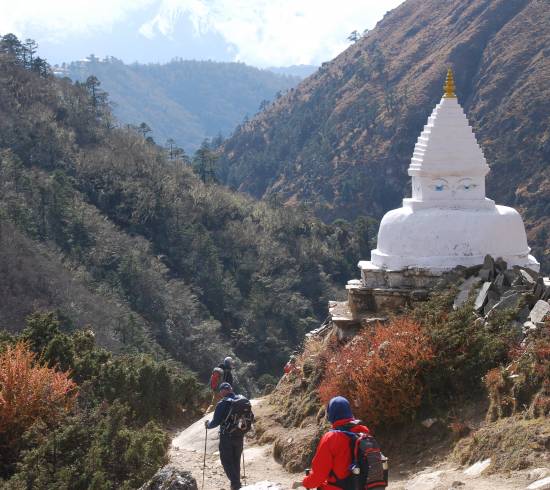 De tre pas Everest trek