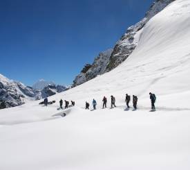 Cho La passet (Chyguima passet) 5.420 meter til Dragnak 4.690 meter