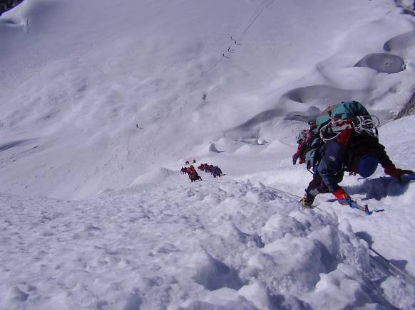 Er Island Peak svær at bestige?