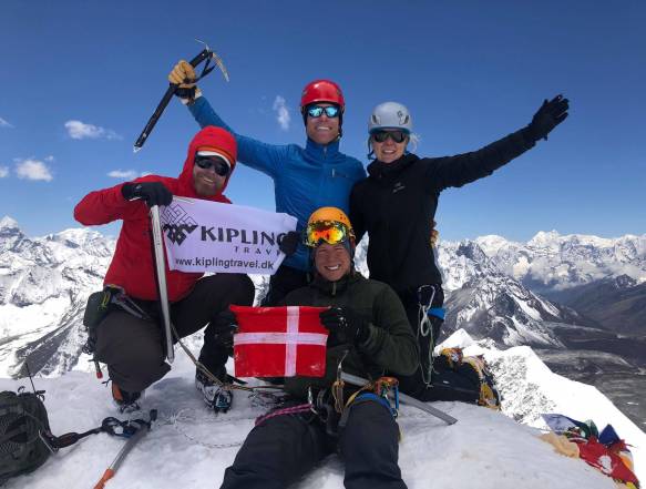 Bestigning af Island Peak 6.189 meter