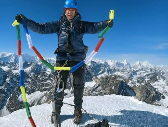 Lobuche East 6.119 meter