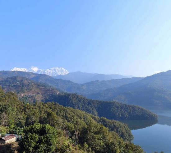 Fra Begnas og bjergene til Pokhara