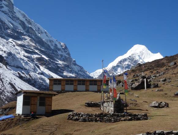 Makalu trekking