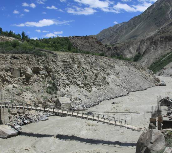 Panma dalen, flodkrydsning og Jhola 3.150 meter