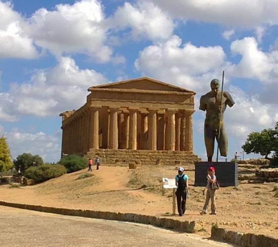 Agrigento-templernes-dal