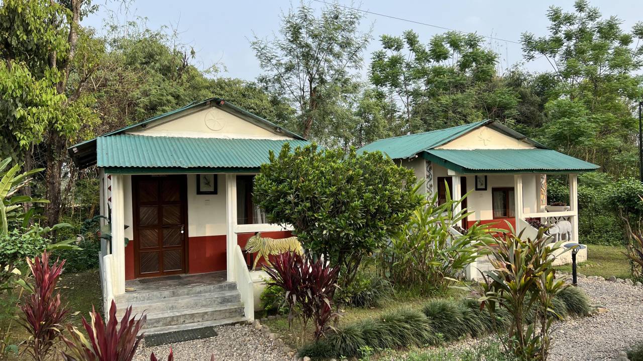 Machan Resort Chitwan Nepal