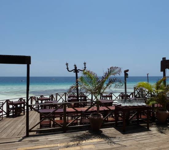 Langi Langi Beach Resort