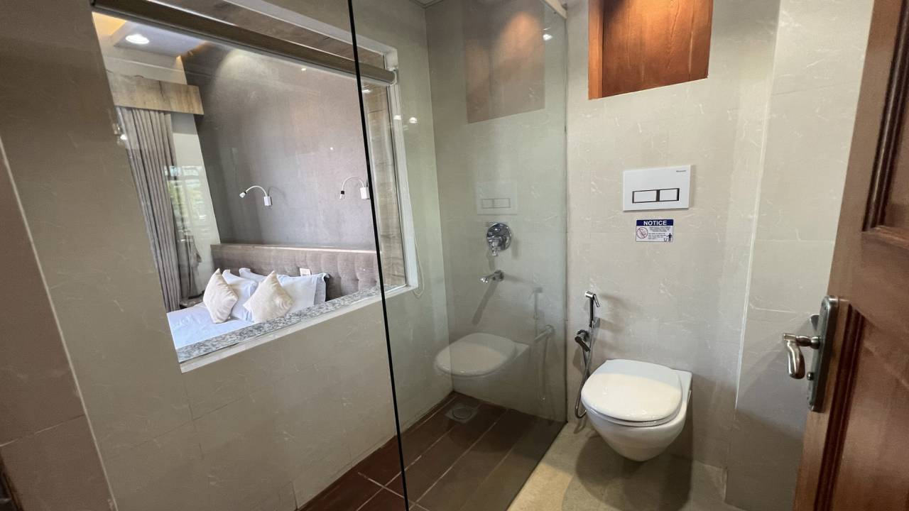 Hotel Srinagar Danda Palpa værelse