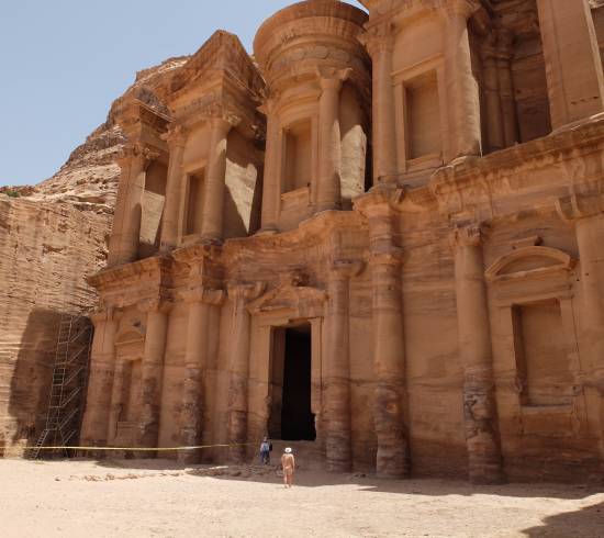 Fra Dana til Petra | Trekking i Fantastiske Jordan → Klik Her!