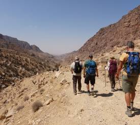 Wadi Feyan til Wadi Araba