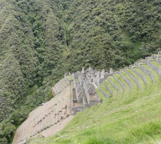Lucma Bamba - Llactapata - Hidroeléctric Plant - Aguas Calientes