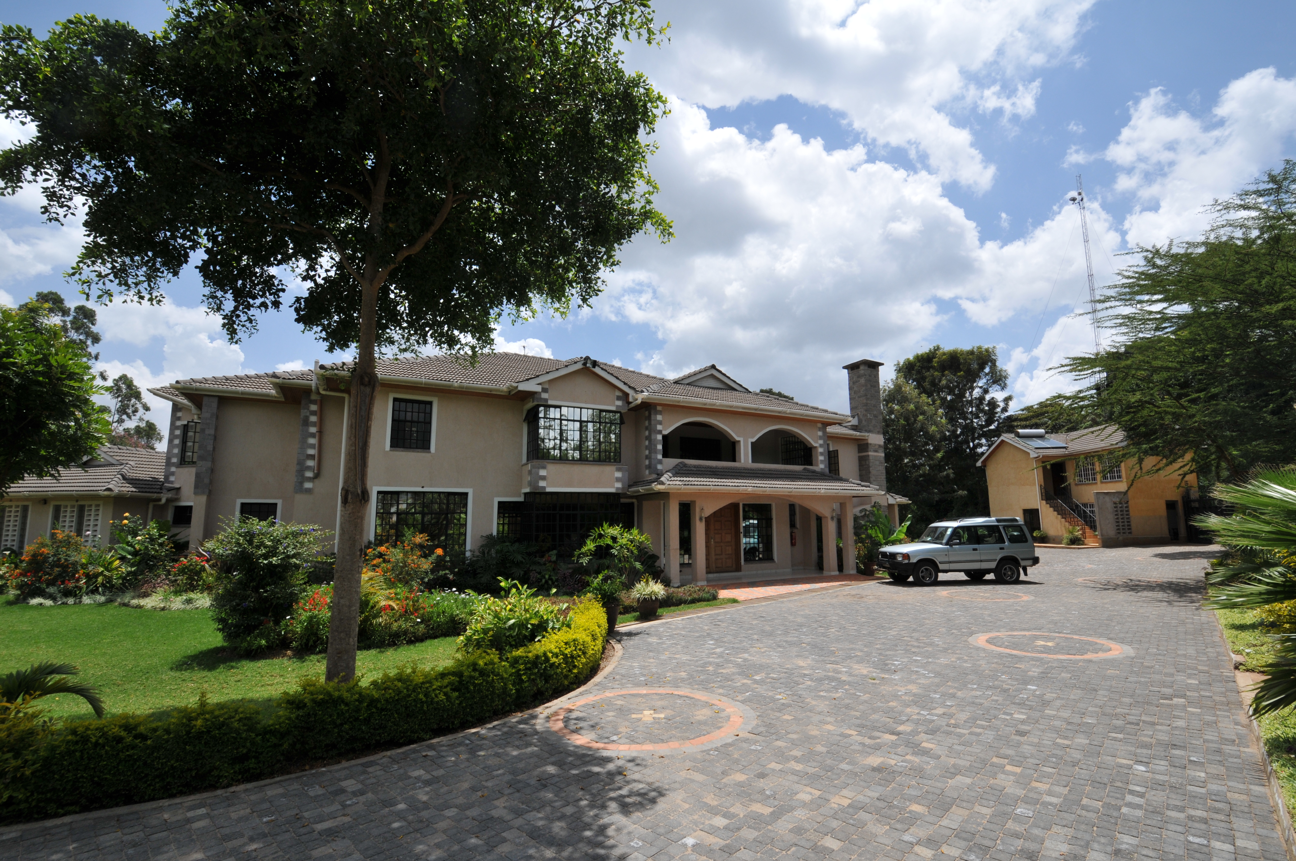 Spurwing Guest House 