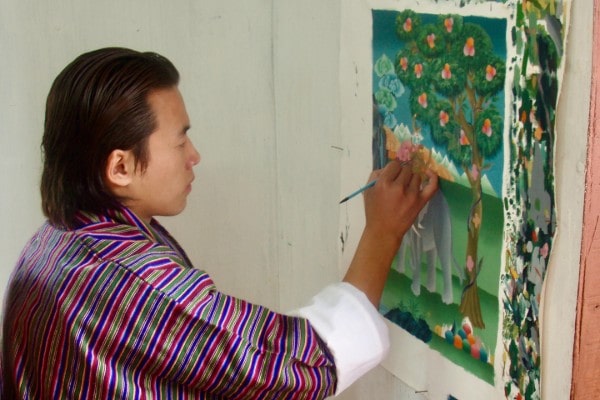 Bhutaner maler på School of 13 Arts and Crafts