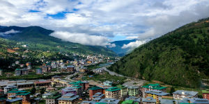 Udsigt over landsby i Bhutan