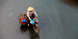 Vietnamesisk mand på scooter