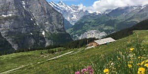 Tag på vandring i Schweiz af Via Alpina ruten