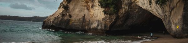 Oplev de selvlysende grotter i Waitomo