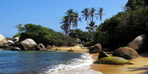 Klimaet ved kysten i Colombia er varmt